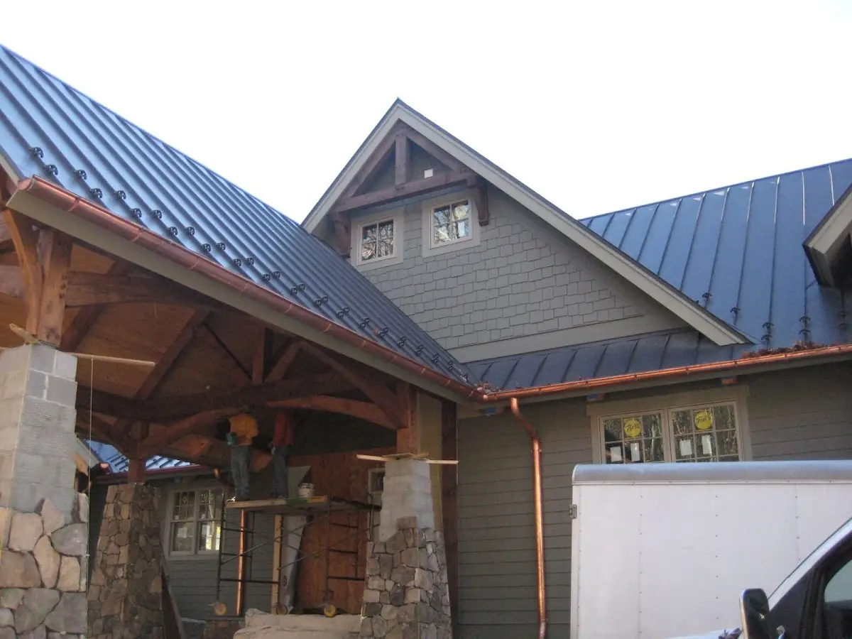 Craftsman Roofing team delivering quality roofing work in Chimney Lakes